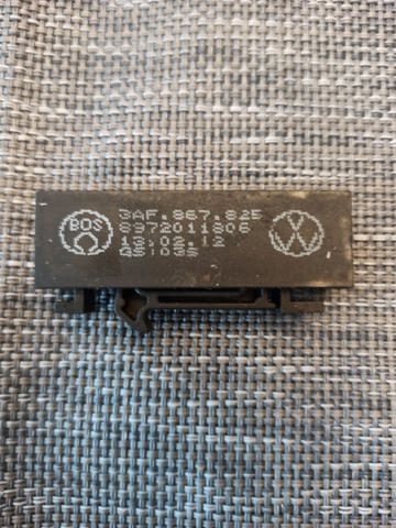 VAG 3AF867825 в наличии Киев