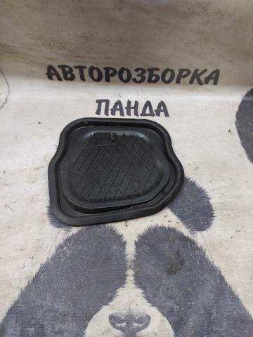 VAG 4G8837915C в наличии Ужгород
