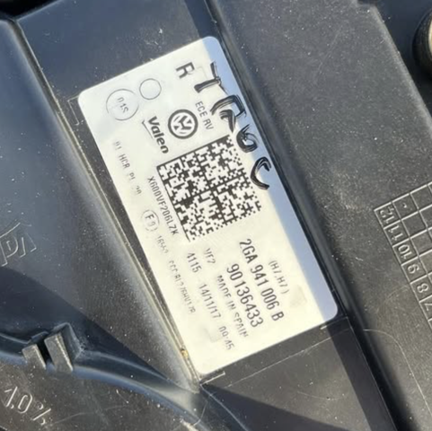 2GA941006B VAG Фара правая купить в Ирпень