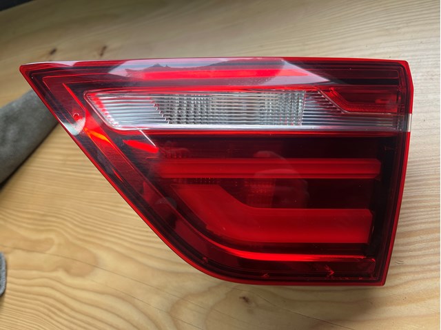 Фонарь задний правый, внутренний 7331284 BMW