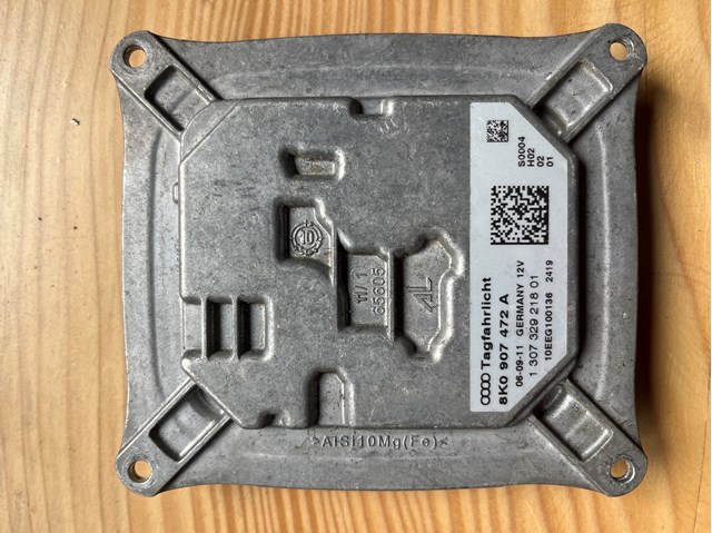 Модуль управления светом фар 8K0907472A VAG
