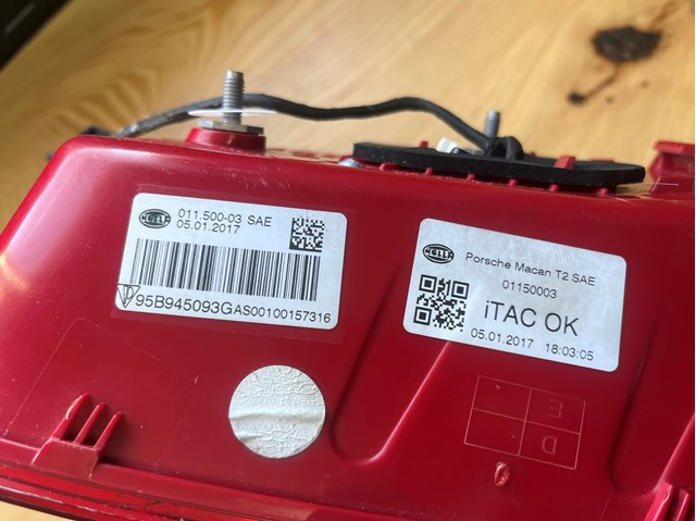 95B945093G PORSCHE Фонарь задний левый внутренний купить в Винница