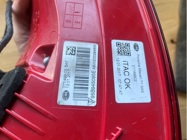 95B945095E PORSCHE купить в Ровно