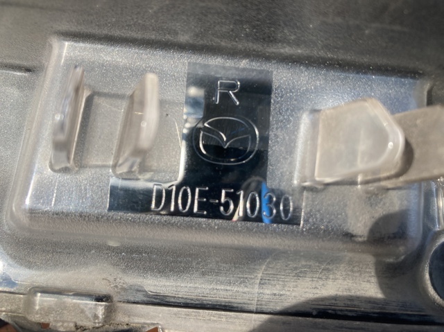 D10E51030 MAZDA Фара правая купить в Запорожье