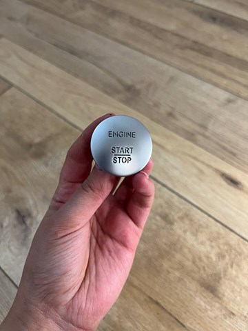 Кнопка запуска двигателя A2215450714 MERCEDES