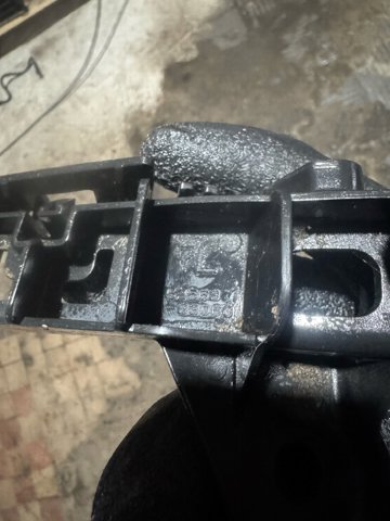 TOYOTA 5256333060 Кронштейн бампера заднего левый в наличии Житомир