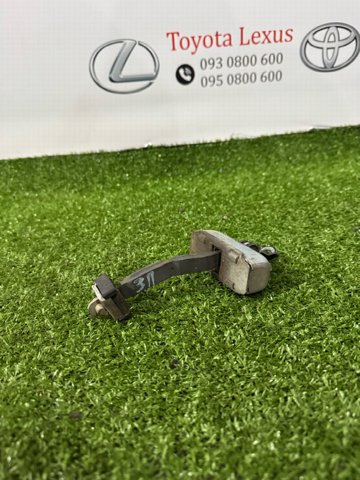 6863060100 TOYOTA Ограничитель открывания двери задний правый купить в Харьков