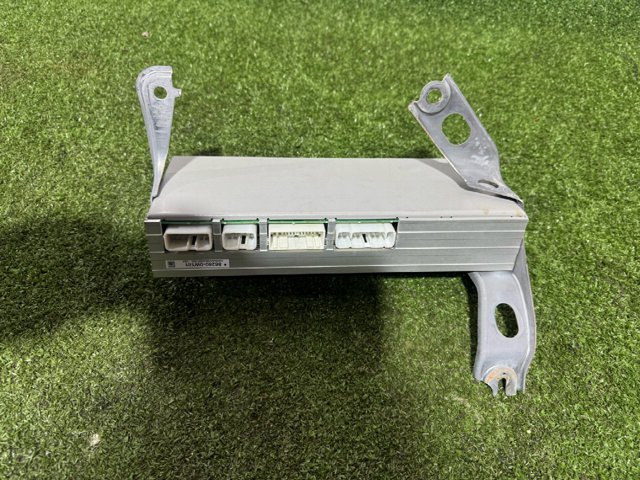 TOYOTA 862800W181 в наличии Черкассы