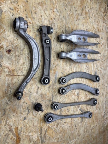 80A407693F VAG Рычаг передней подвески нижний левый купить в Ровно
