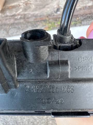 3CN827566 Кнопка привода замка багажника купить Украина
