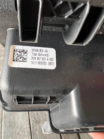 3CN857921A82V Ящик перчаточный (бардачок) купить Сумы