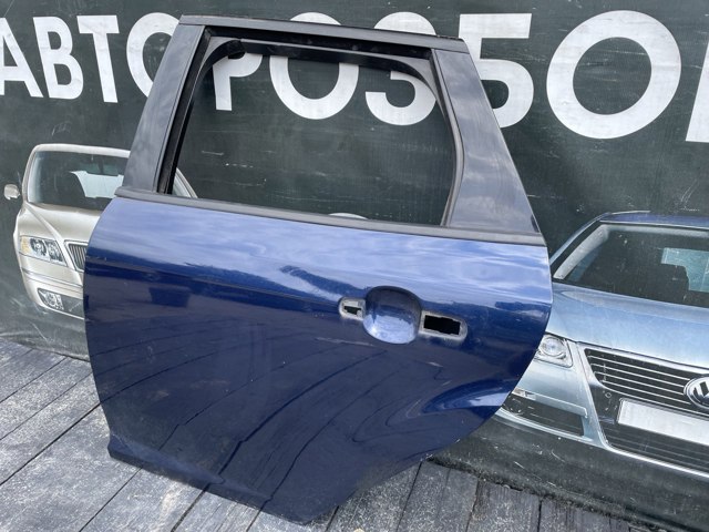 FORD 2172760 Дверь задняя левая в наличии Ирпень