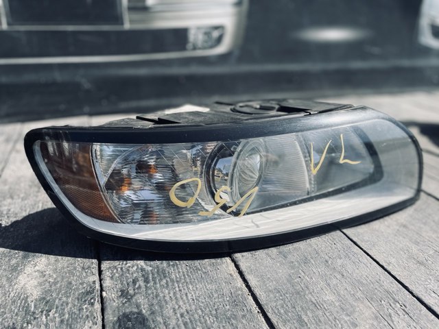 30763034 VOLVO Фара правая купить в Хмельницкий