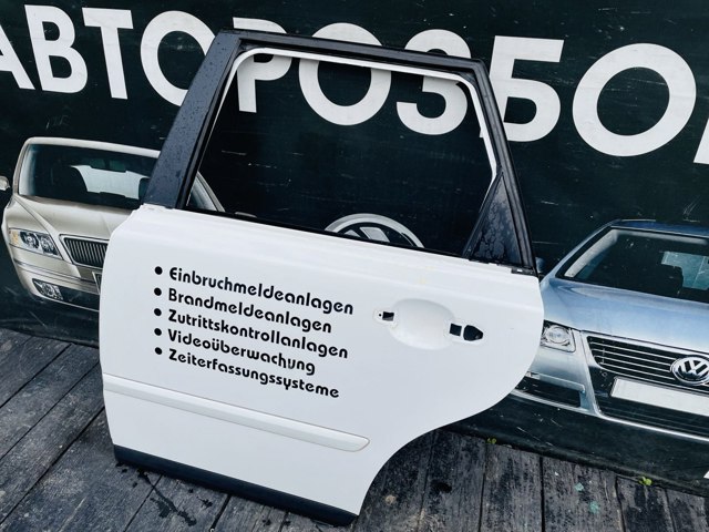31335469 VOLVO Дверь задняя левая купить в Житомир