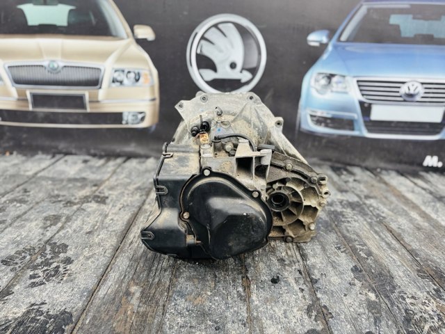 4M5R7002NE FORD КПП купить в Кривой Рог