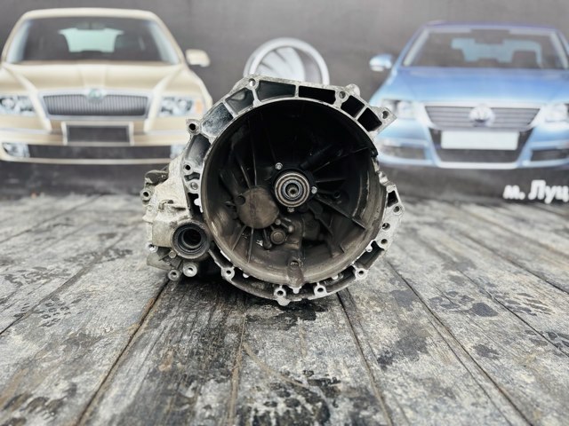 Коробка передач 4M5R7002NE FORD