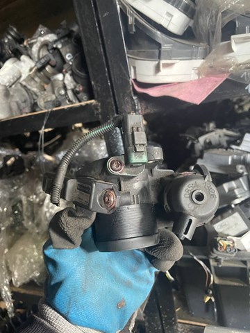 Дроссельная заслонка 9647474880 FORD