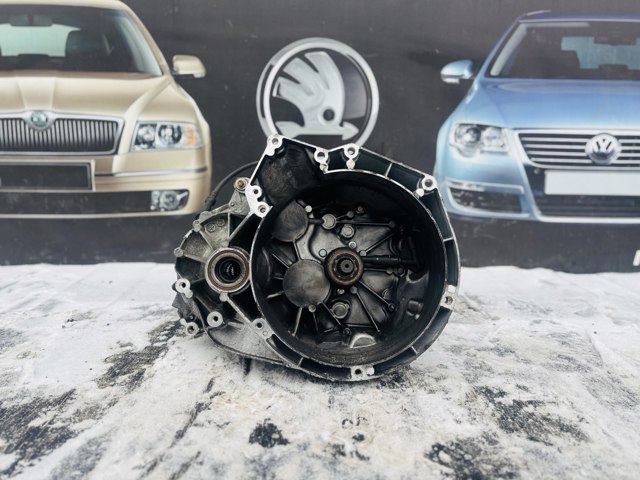 МКПП в сборе F1FR7002ADA FORD