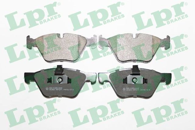 Передние тормозные колодки 05P1271 LPR