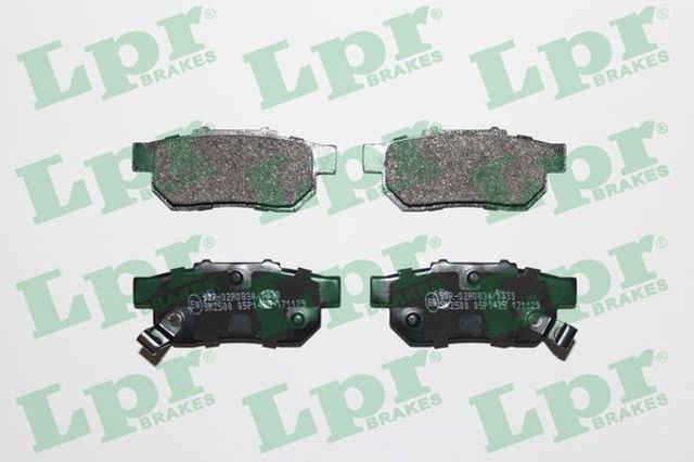 Колодки на тормоз задний дисковый 05P1425 LPR