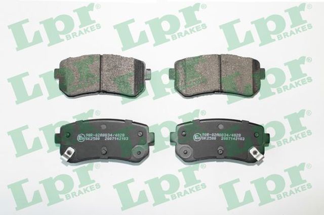 Задние дисковые колодки 05P2103 LPR