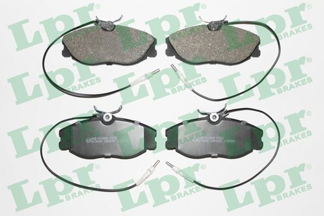 Колодки тормозные передние дисковые 05P620 LPR