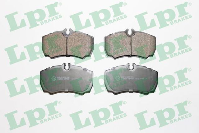 Колодки на тормоз задний дисковый 05P830 LPR