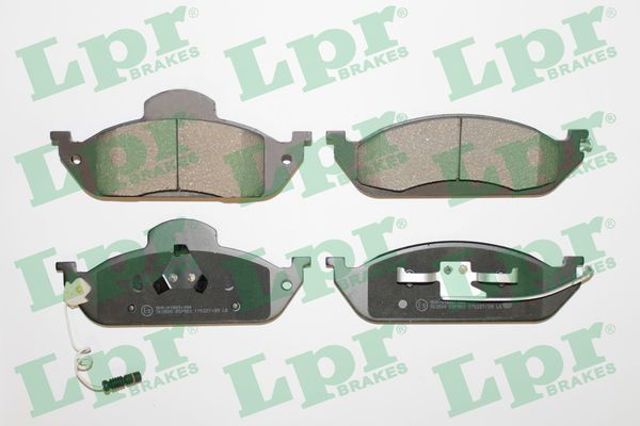 LPR 05P983 Передние тормозные колодки в наличии Черкассы