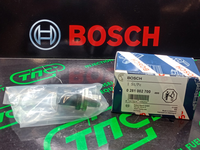 BOSCH 0281002700 Датчик давления топлива в наличии Павлоград