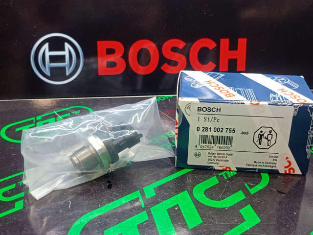 Датчик давления топлива 0281002755 BOSCH