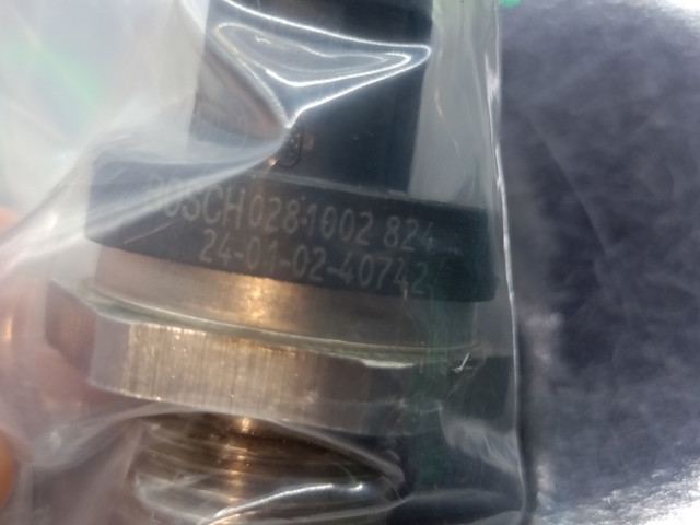 BOSCH 0281002824 Датчик давления топлива в наличии Винница