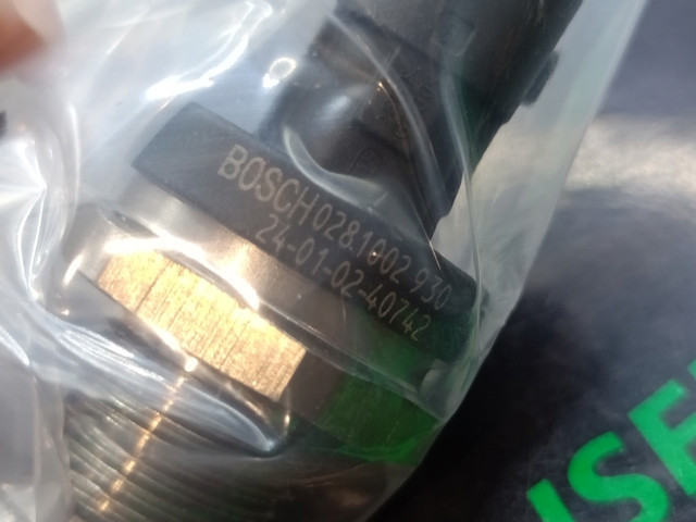 BOSCH 0281002930 Датчик давления топлива в наличии Сумы
