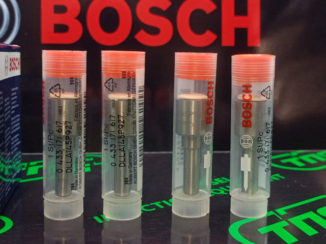 BOSCH DLLA145P927 Распылитель форсунки в наличии Днепр