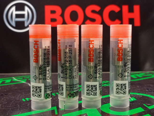 BOSCH DLLA158P2318 Распылитель форсунки в наличии Киев