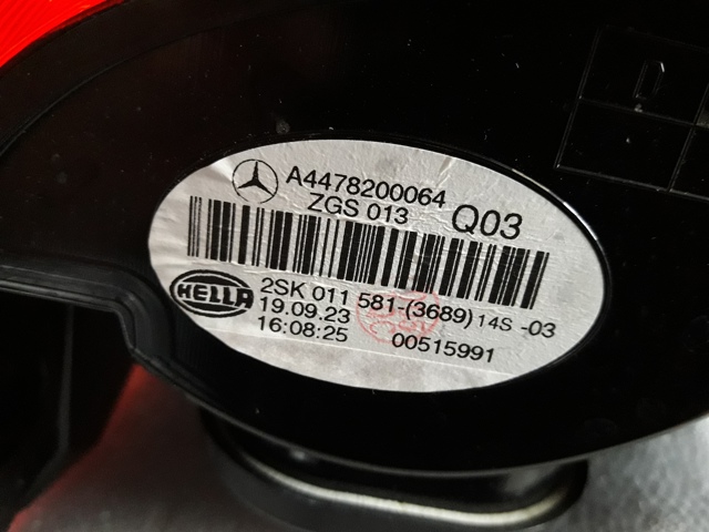 Задний правый стоп A4478200164 MERCEDES