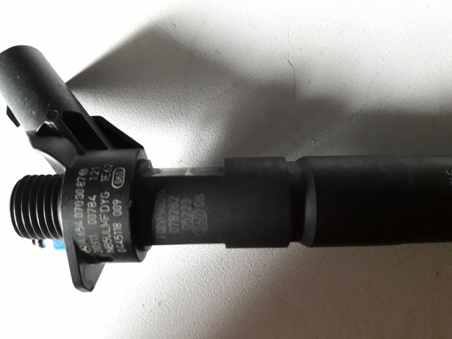MERCEDES A6540700087 Форсунка впрыска топлива в наличии Винница
