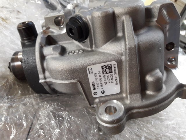 MERCEDES 6540704401 Насос топливный высокого давления (ТНВД) в наличии Киев
