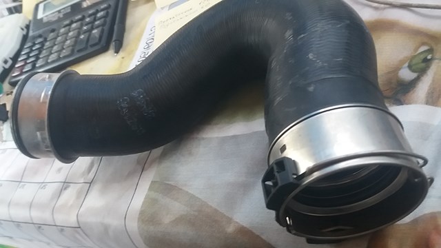 Шланг интеркуллера A9065282682 MERCEDES
