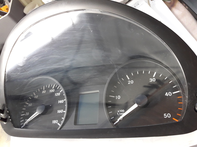 Щиток приборов A9069000304 MERCEDES