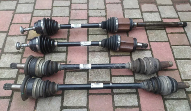 Полуось передняя левая 7598027 BMW