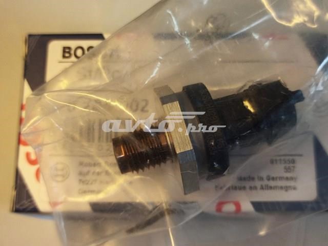 BOSCH 0281002867 Датчик давления топлива в наличии Винница