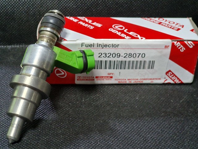 TOYOTA 2320928070 Топливные форсунки в наличии Одесса