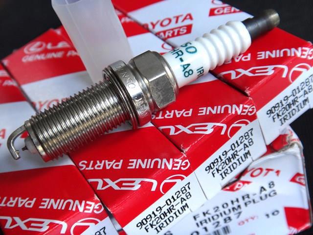 90919-01287 Toyota Свеча зажигания