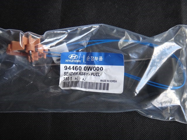 944600W000 HYUNDAI Датчик уровня топлива в баке купить в Сумы