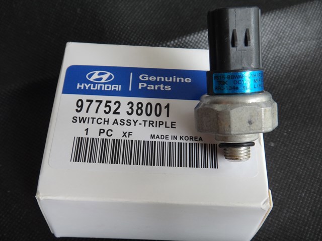 9775238001 HYUNDAI Датчик абсолютного давления кондиционера купить в Киев