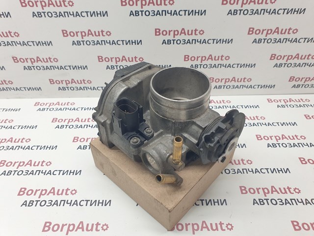 Заслонка воздушная 06A133064M VAG