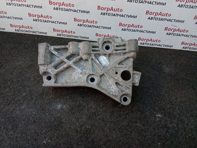 112314312R RENAULT Кронштейн подушки (опоры) двигателя верхней купить в Запорожье