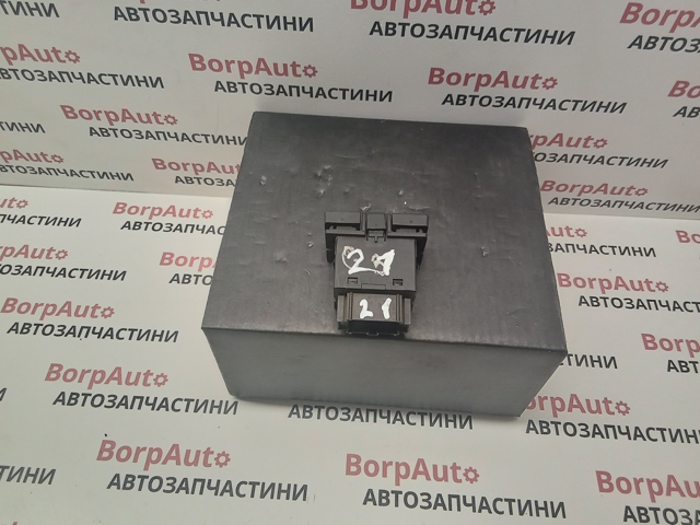 1H0959855A Кнопка включения мотора стеклоподъемника центральной консоли купить Тернополь