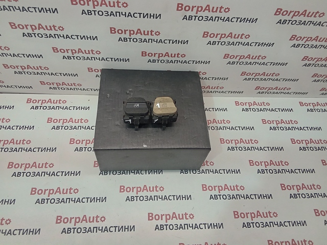 Кнопка подъемника задних стекол 1H0959855C VAG