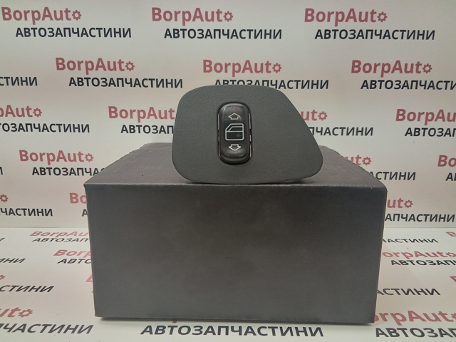 2108208210 Кнопка включения мотора стеклоподъемника задняя левая купить Кривой Рог